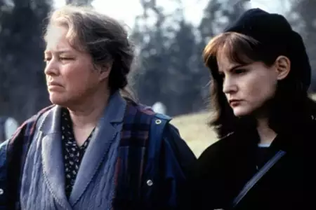 Dolores - galeria zdjęć - filmweb