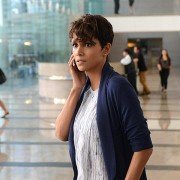Extant: Przetrwanie - galeria zdjęć - filmweb