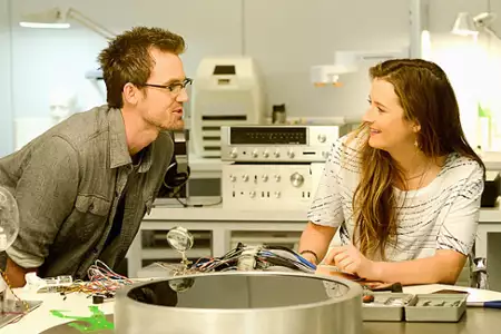 Extant: Przetrwanie - galeria zdjęć - filmweb