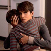 Extant - galeria zdjęć - filmweb