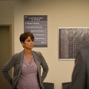 Extant - galeria zdjęć - filmweb