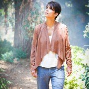 Extant - galeria zdjęć - filmweb