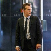 Extant: Przetrwanie - galeria zdjęć - filmweb