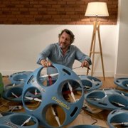 Praca, dzieci, dron - galeria zdjęć - filmweb