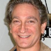 Adam - galeria zdjęć - filmweb
