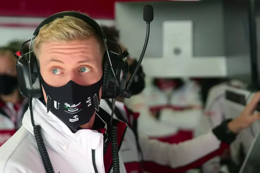 Formuła 1: Jazda o życie - galeria zdjęć - filmweb