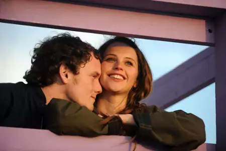 Do szaleństwa - galeria zdjęć - filmweb