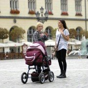 Pierwsza miłość - galeria zdjęć - filmweb