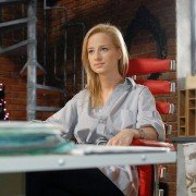 Pierwsza miłość - galeria zdjęć - filmweb