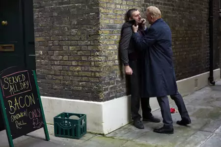 River - galeria zdjęć - filmweb