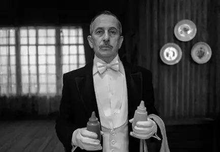 Hrabia - galeria zdjęć - filmweb