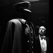 Hrabia - galeria zdjęć - filmweb