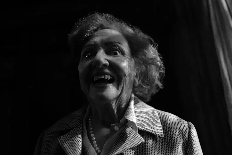 Hrabia - galeria zdjęć - filmweb