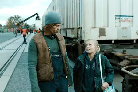 Cień bólu - galeria zdjęć - filmweb