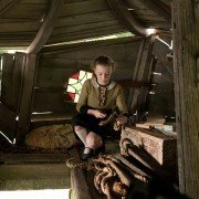 Crooked House - galeria zdjęć - filmweb