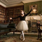 Crooked House - galeria zdjęć - filmweb