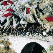 Dust - galeria zdjęć - filmweb
