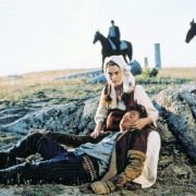 Dust - galeria zdjęć - filmweb
