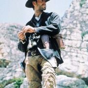 Dust - galeria zdjęć - filmweb