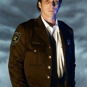 Invasion - galeria zdjęć - filmweb