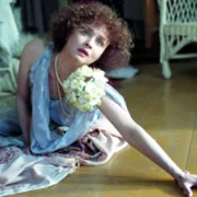 Dwa księżyce - galeria zdjęć - filmweb