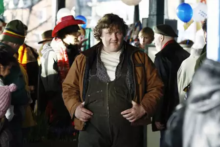 Happy Town - galeria zdjęć - filmweb