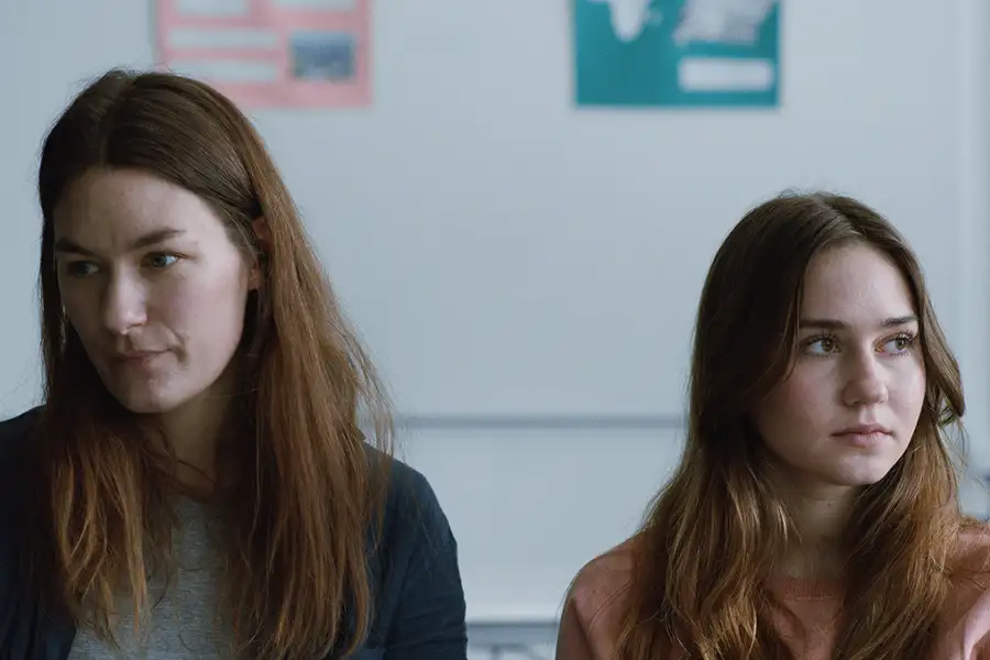 Być kochaną - galeria zdjęć - filmweb