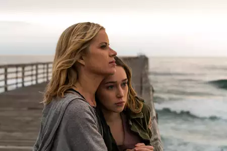 Fear the Walking Dead - galeria zdjęć - filmweb
