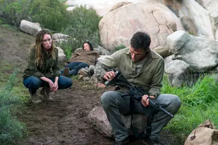 Fear the Walking Dead - galeria zdjęć - filmweb