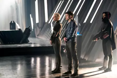 Krypton - galeria zdjęć - filmweb