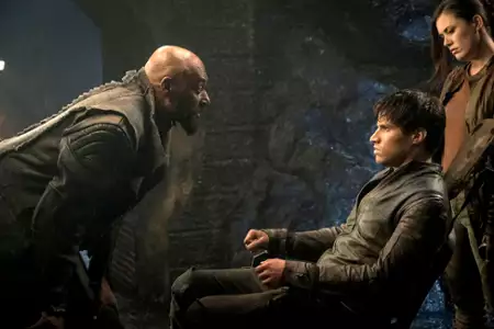 Krypton - galeria zdjęć - filmweb