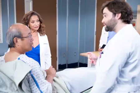 Chirurdzy - galeria zdjęć - filmweb