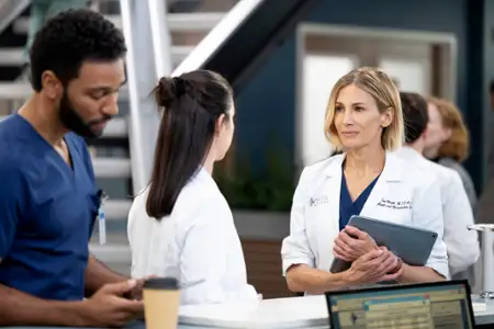 Chirurdzy - galeria zdjęć - filmweb