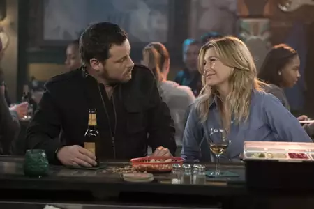 Chirurdzy - galeria zdjęć - filmweb