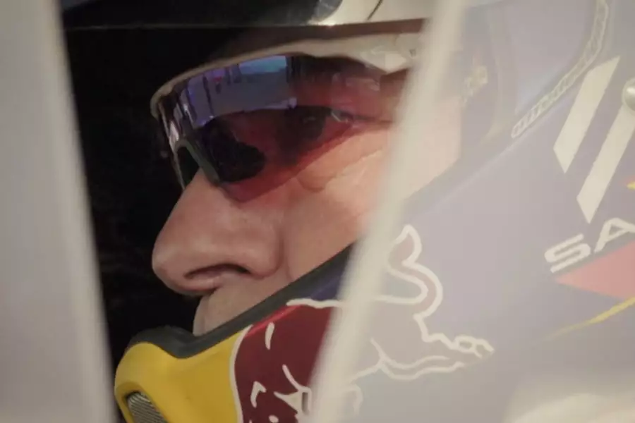 Sainz: Vivir para competir - galeria zdjęć - filmweb