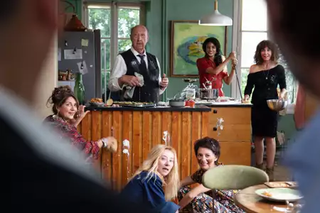 Szampana! - galeria zdjęć - filmweb