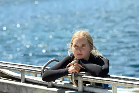 Blueback - galeria zdjęć - filmweb