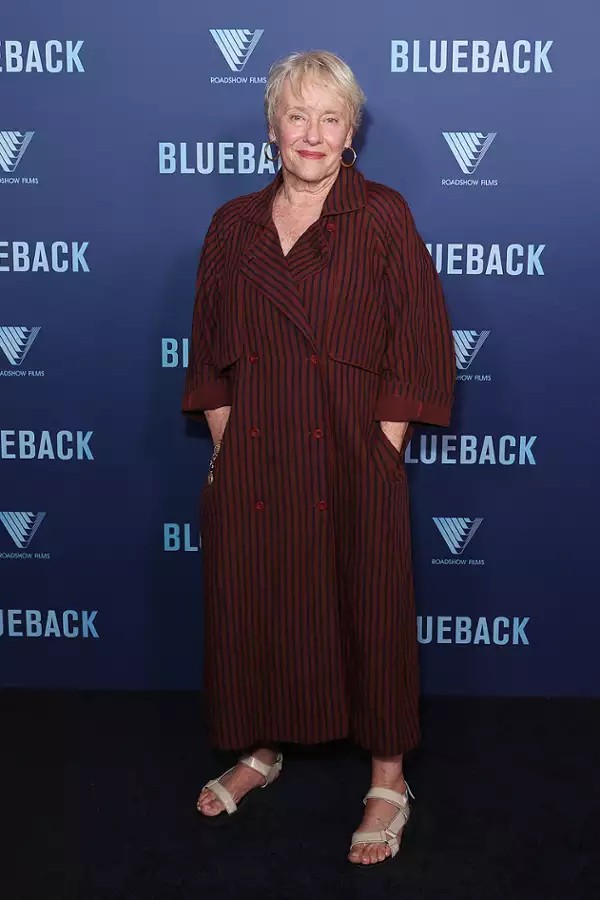 Blueback - galeria zdjęć - filmweb