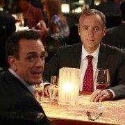 Free Agents - galeria zdjęć - filmweb
