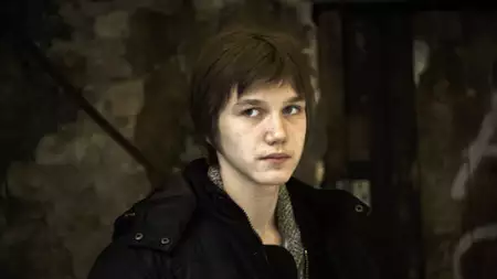 The Last Panthers: Złodzieje diament&oacute;w - galeria zdjęć - filmweb