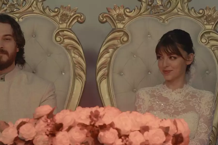 Kübra - galeria zdjęć - filmweb
