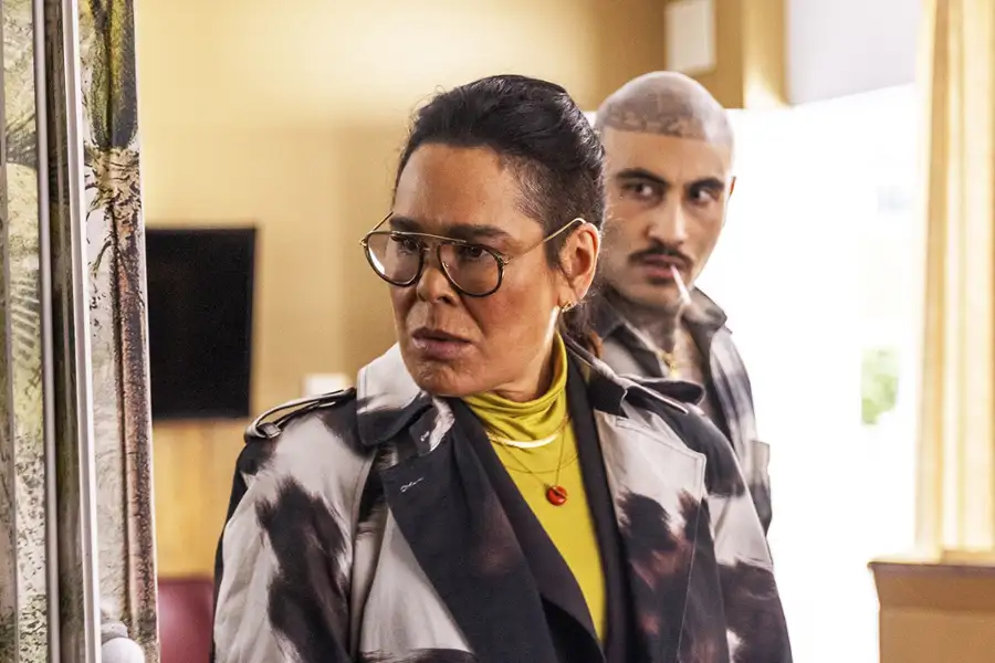 Sunny Nights - galeria zdjęć - filmweb