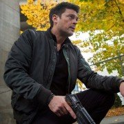 Almost Human - galeria zdjęć - filmweb
