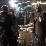 Almost Human - galeria zdjęć - filmweb