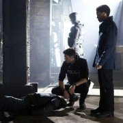 Almost Human - galeria zdjęć - filmweb