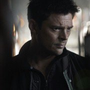 Almost Human - galeria zdjęć - filmweb