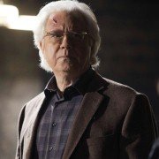 Almost Human - galeria zdjęć - filmweb