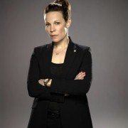 Almost Human - galeria zdjęć - filmweb