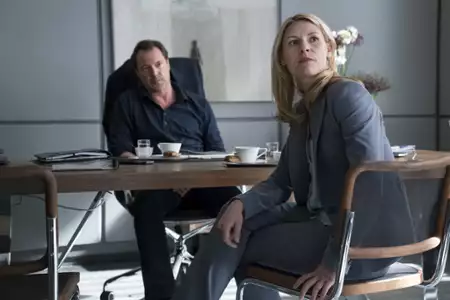Homeland - galeria zdjęć - filmweb