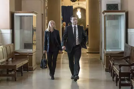 Homeland - galeria zdjęć - filmweb